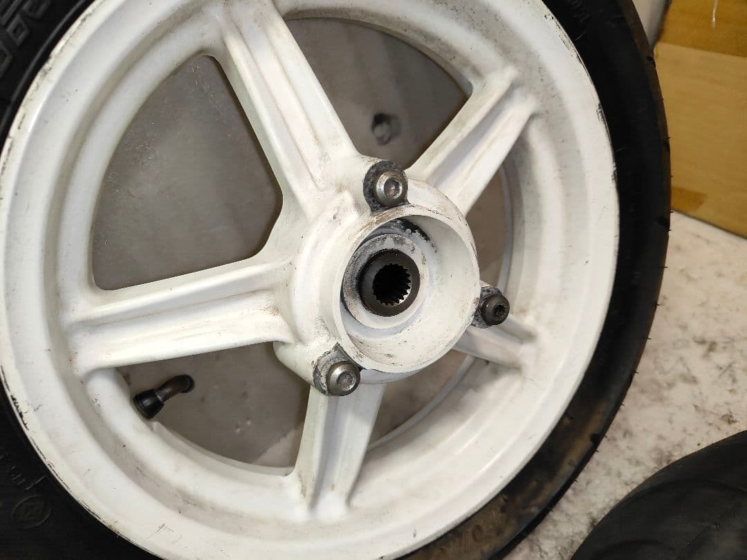 4型5型 シグナスX 純正 白ホイール タイヤおまけ