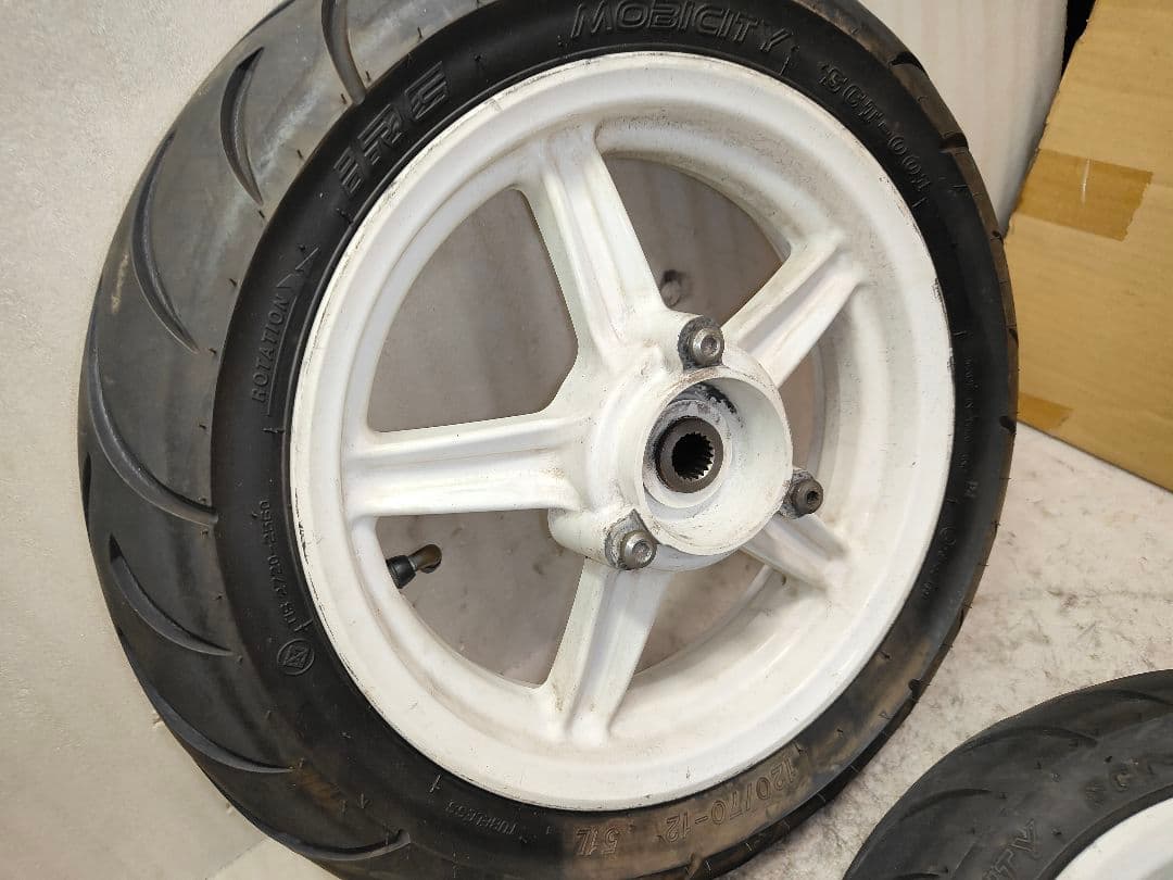 4型5型 シグナスX 純正 白ホイール タイヤおまけ