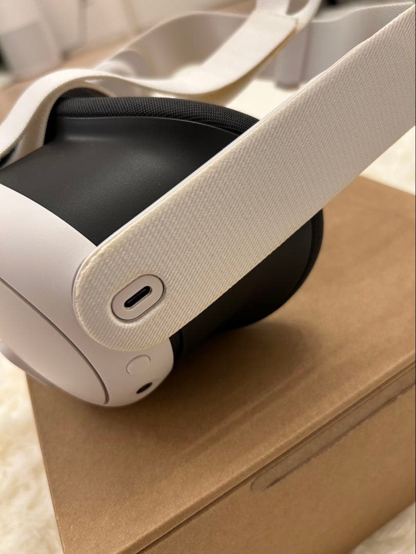 【美品】 Quest 3 512GB VRヘッドセット