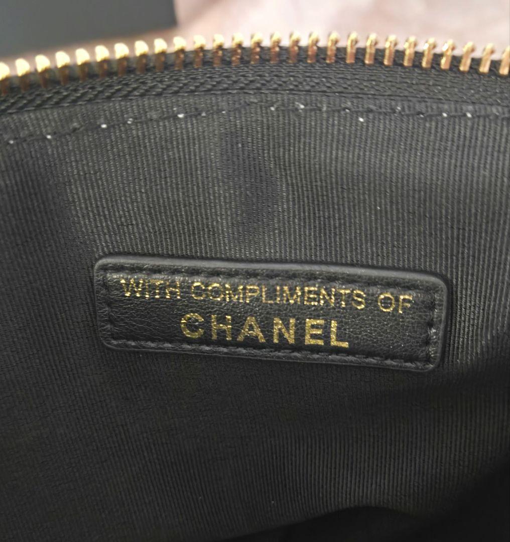 新品最安値！CHANEL ノベルティ メイクアップポーチ ベルベット 黒