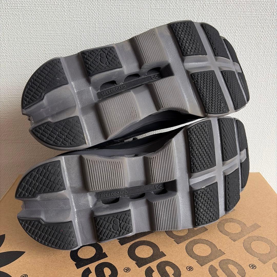 靴 On CloudMonster 24.5cm