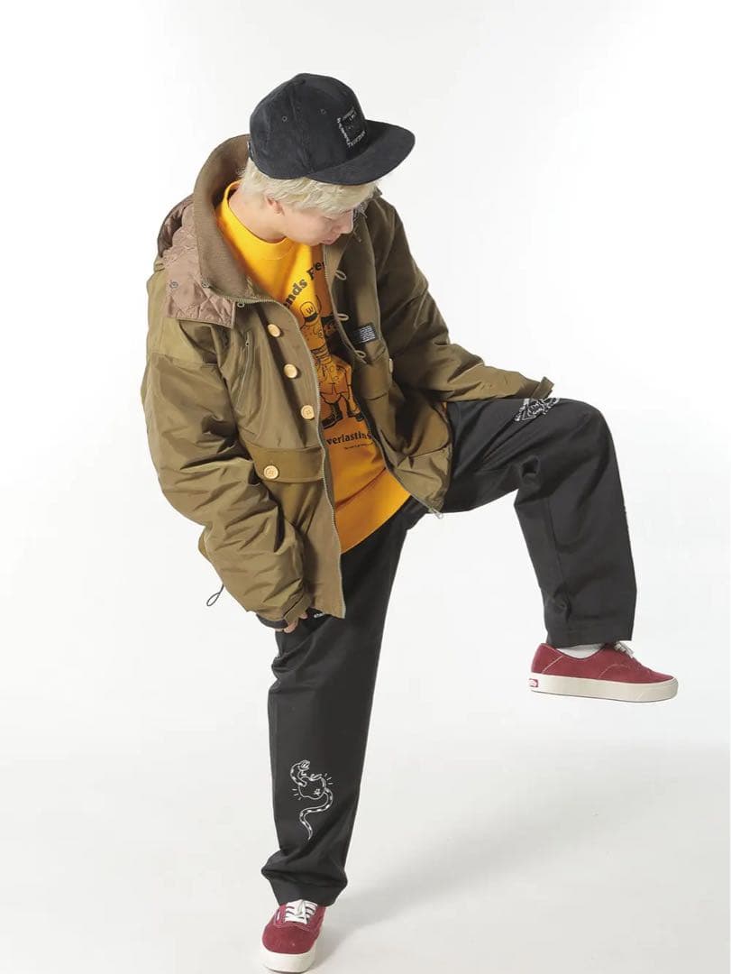 ODD MILITARY-JKT カーキ フード付きミリタリージャケット