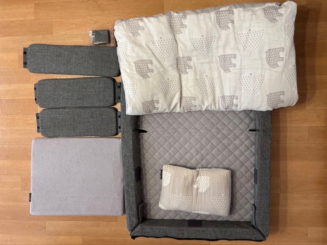 ファルスカ　コンパクトベッド（防水シート付）