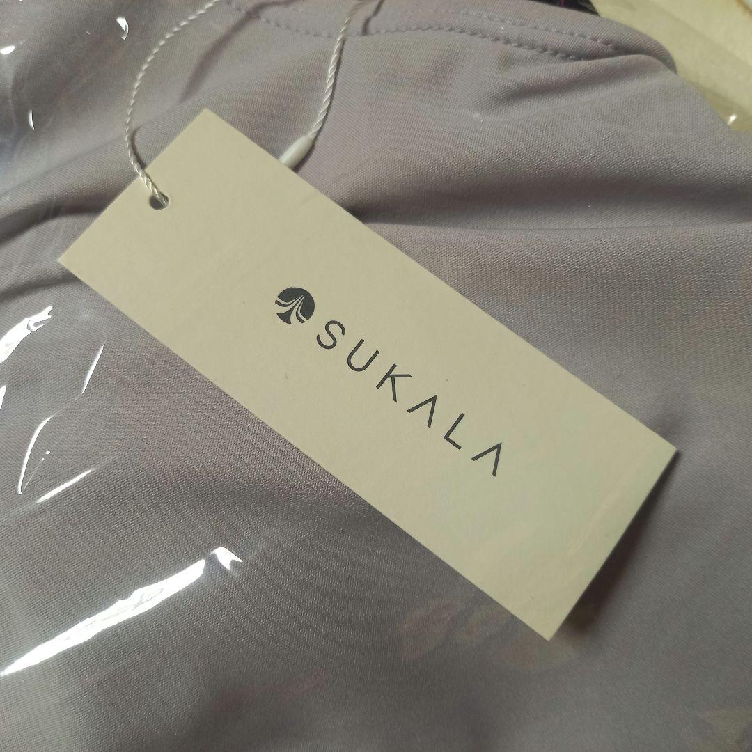 SUKALA 新品未使用 フラワーブーケ　カバータンクトップ 　Lサイズ
