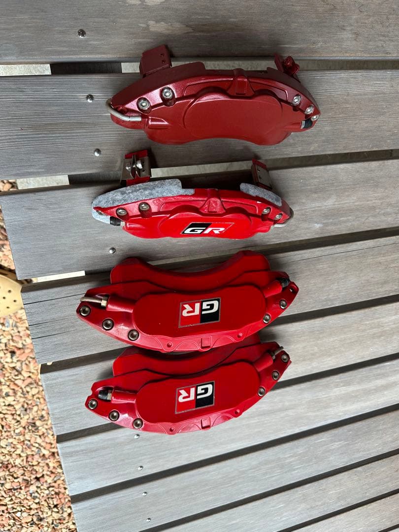 GR ブレーキキャリパーカバー 赤 4個セット