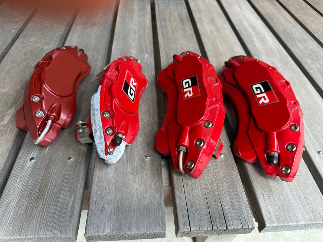 GR ブレーキキャリパーカバー 赤 4個セット
