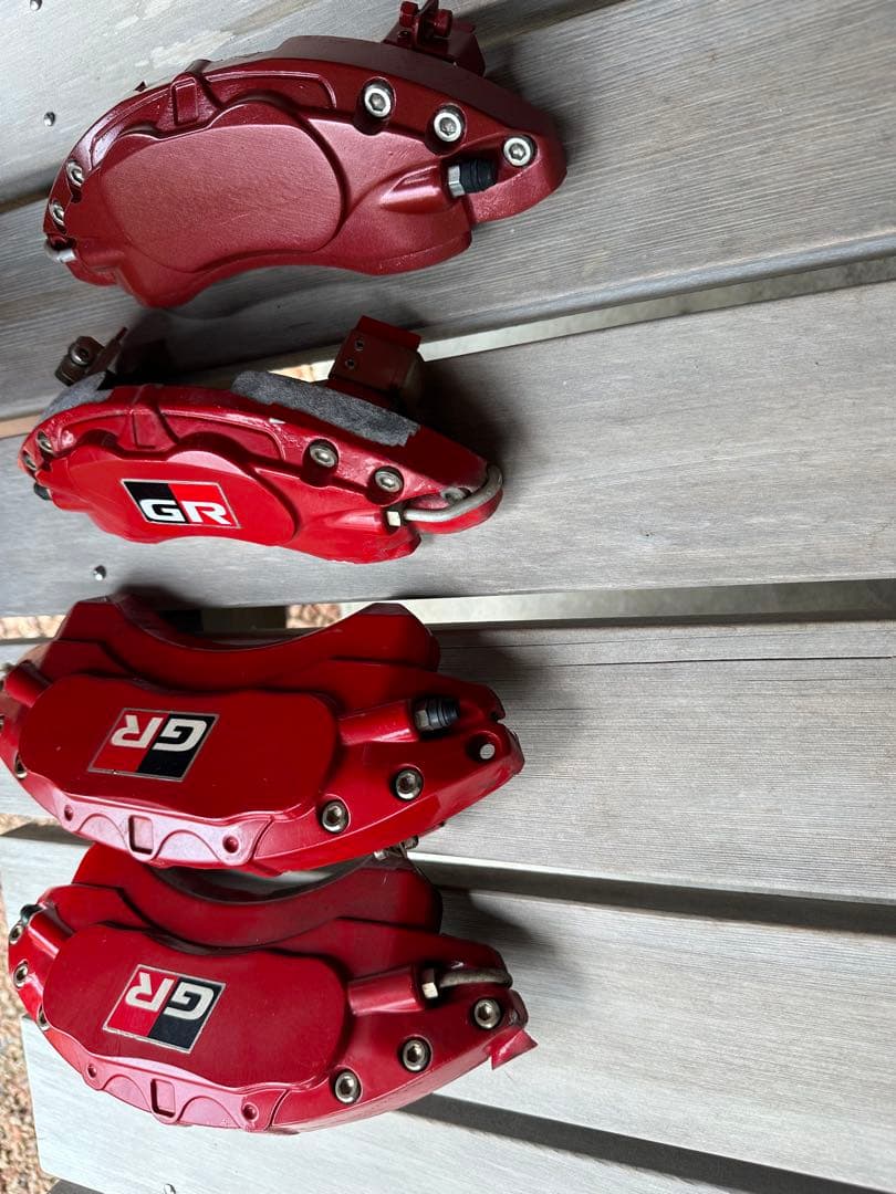 GR ブレーキキャリパーカバー 赤 4個セット