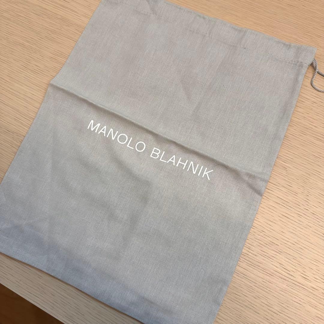 マノロブラニク ハンギシMANOLO BLAHNIKパンプス フラット