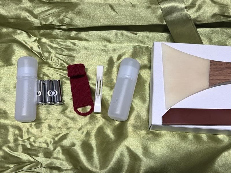 【美品】SUZUKI 三味線 かえで ハードケース付