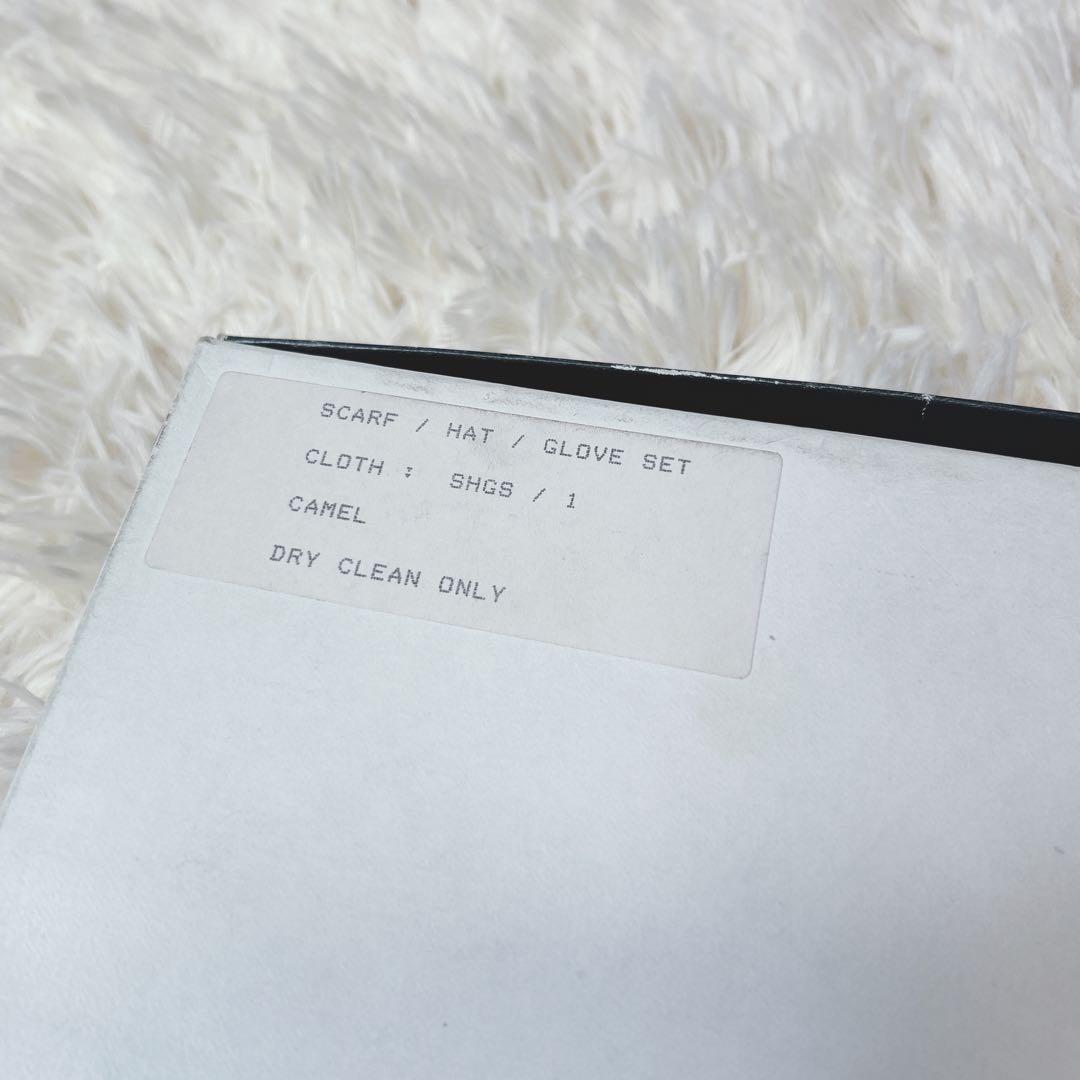 【未使用級】BURBERRY LONDONバーバリーキッズ　マフラー、帽子、手袋