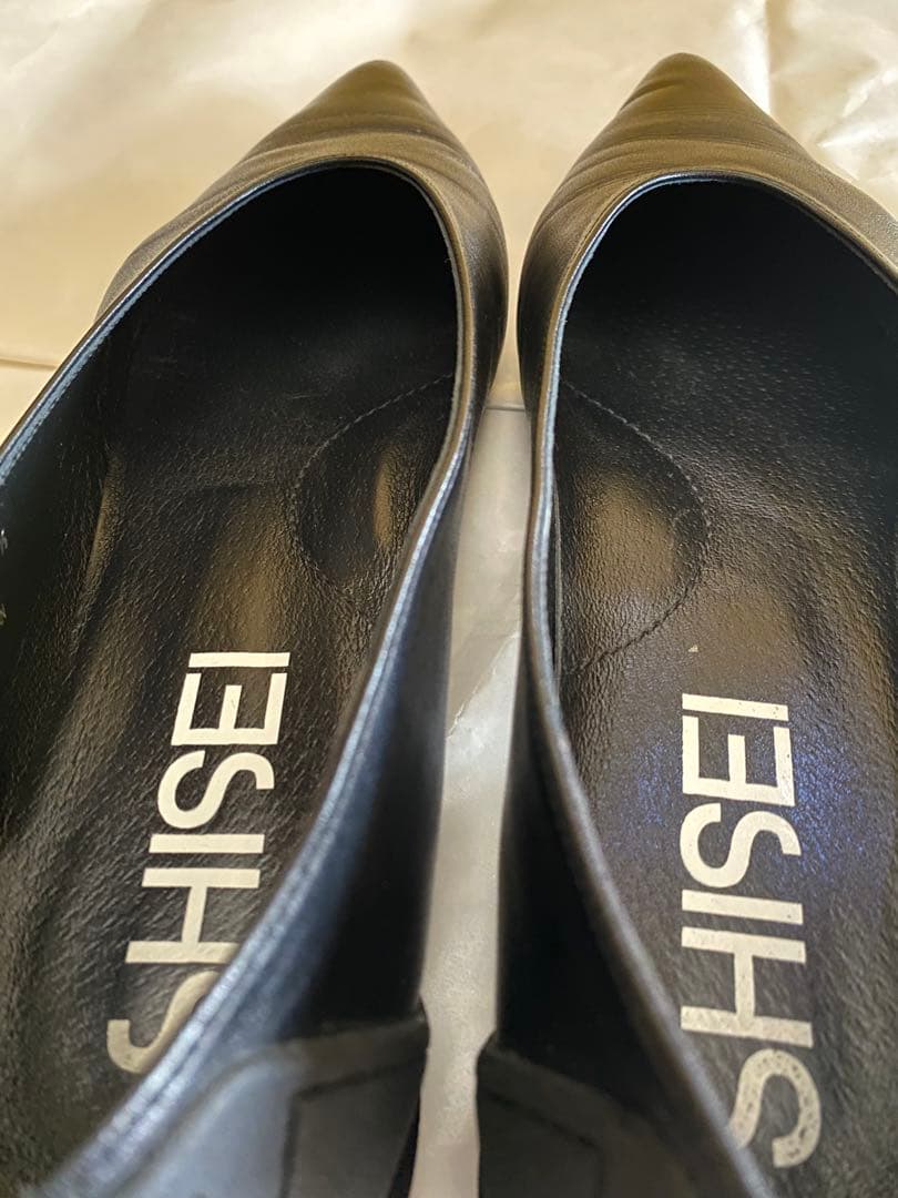 SHISEシーセイフラットシューズMM POINTED U / ブラック37.5