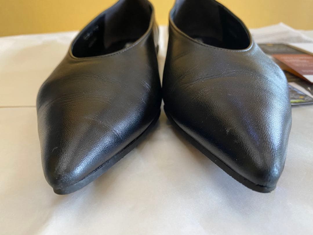 SHISEシーセイフラットシューズMM POINTED U / ブラック37.5