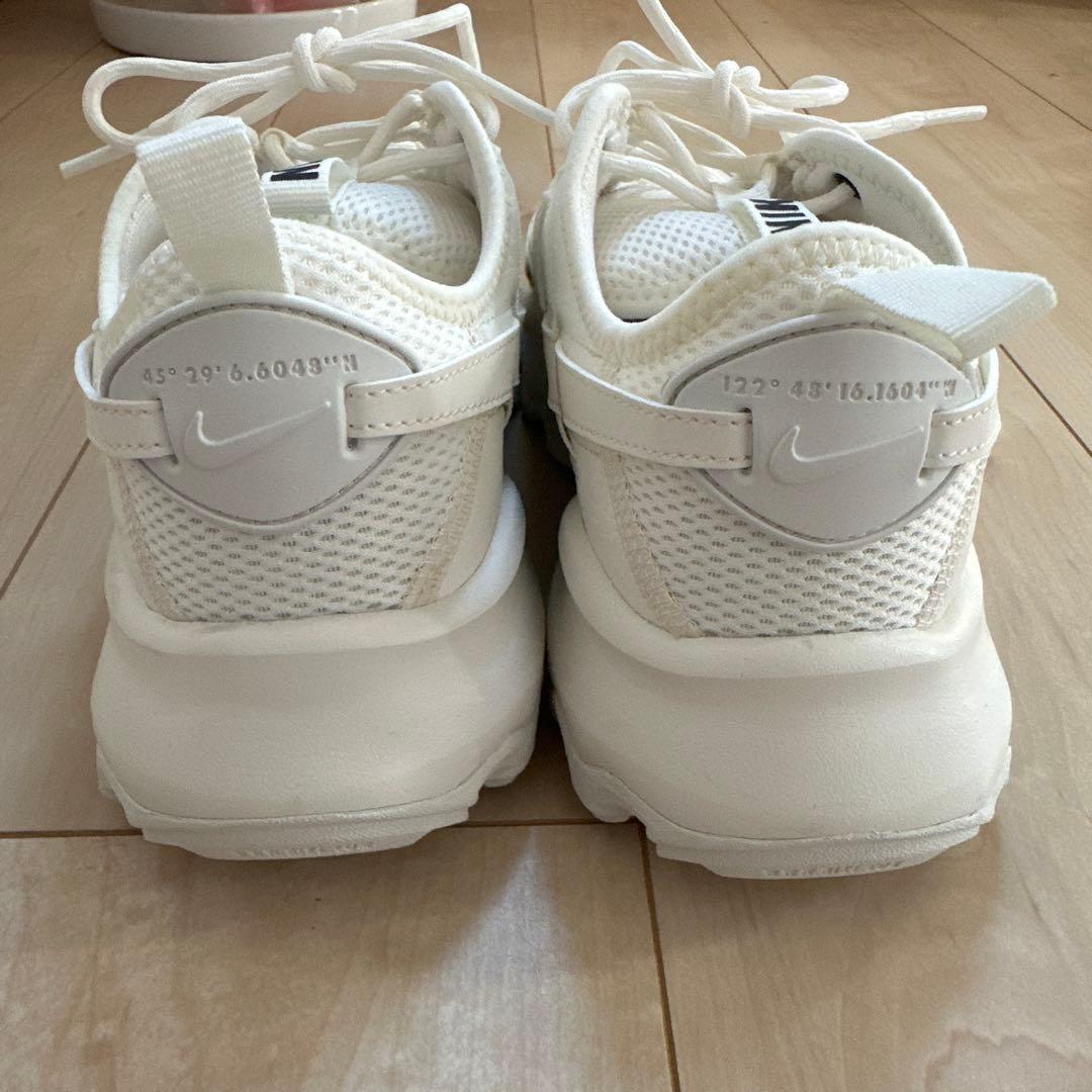 ナイキ NIKE TC7900