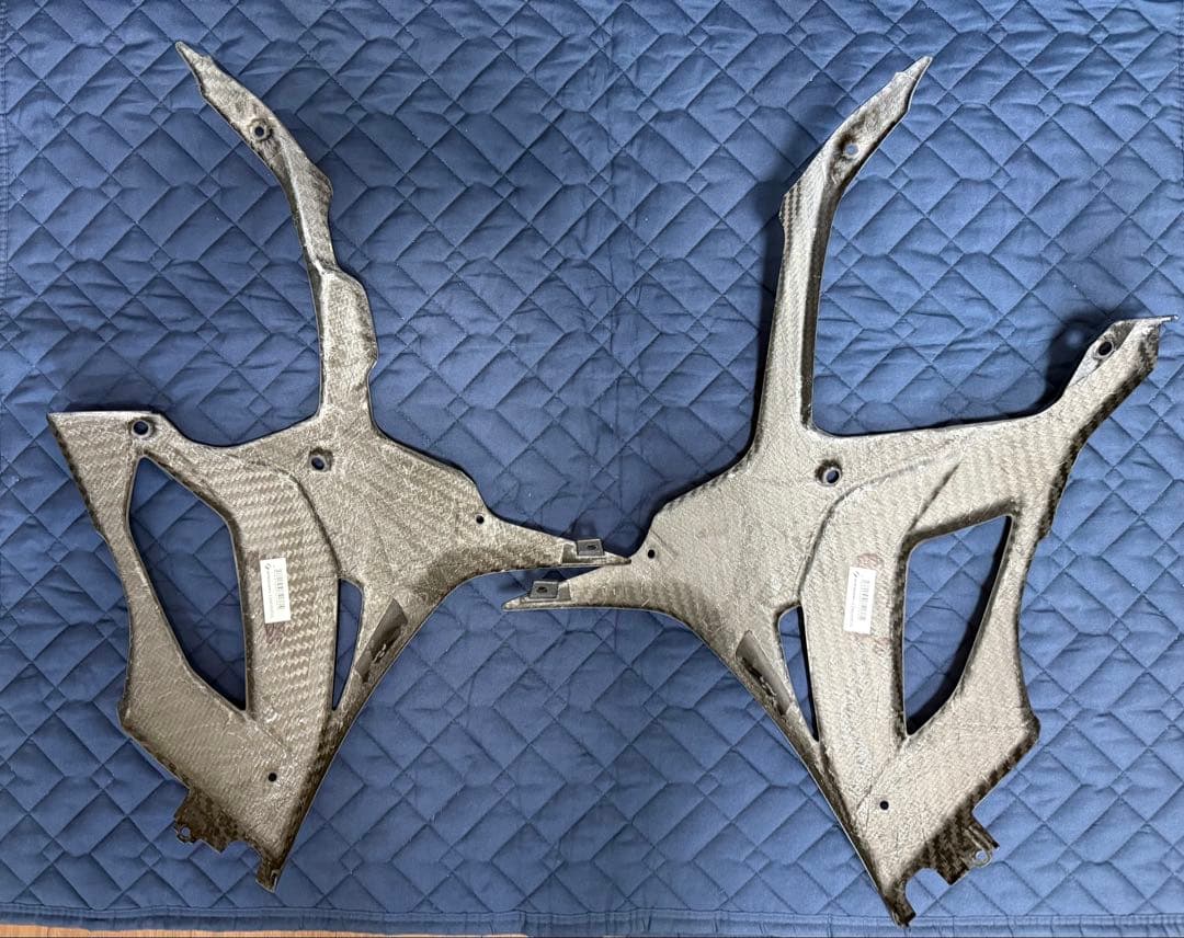 BMWS1000RRスピードラ アンダーカウルカーボン