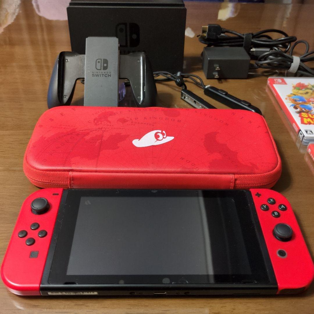 Nintendo Switch 赤色 本体 + ゲームソフト　マリオカート他