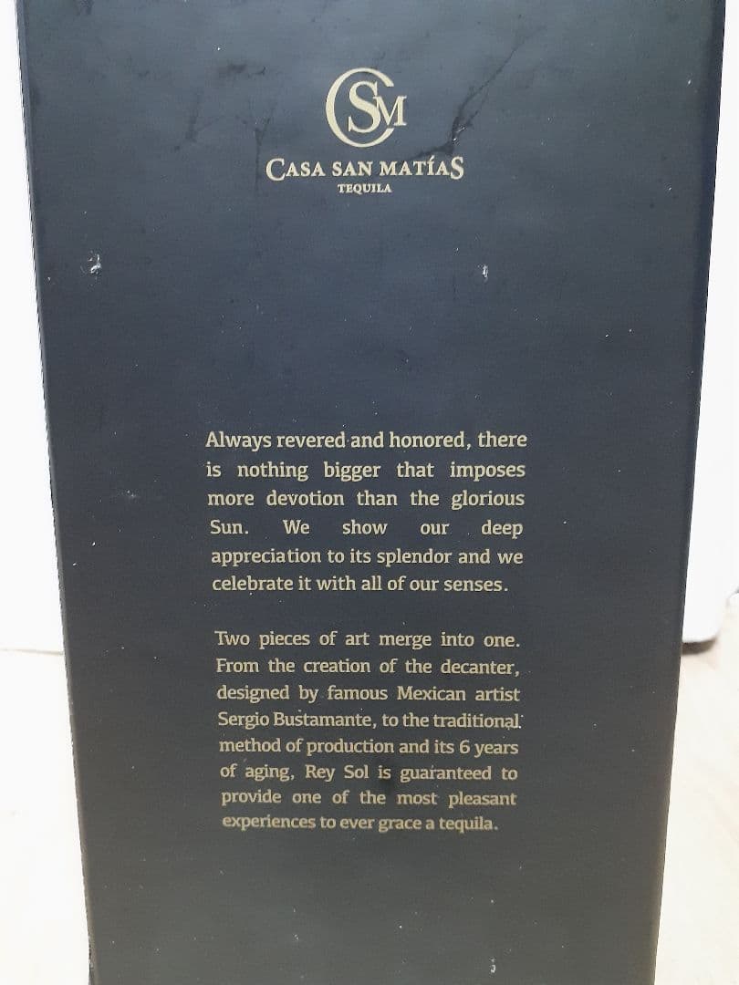 希少　プレミアムテキーラ　Rey Sol　レイソル エクストラアネホ 750ml