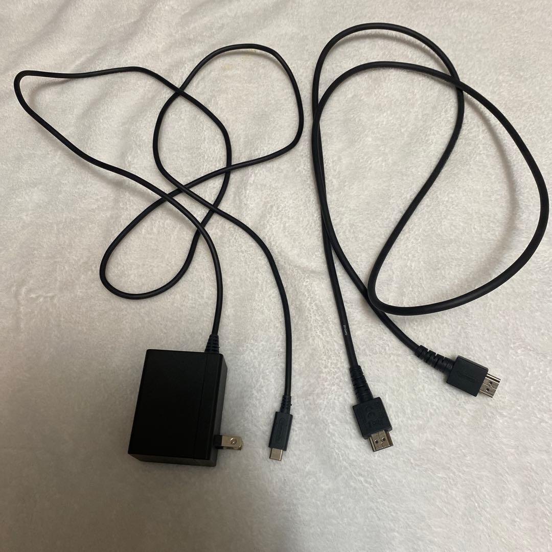 Nintendo Switch 本体 付属品付き Joy-Con無し