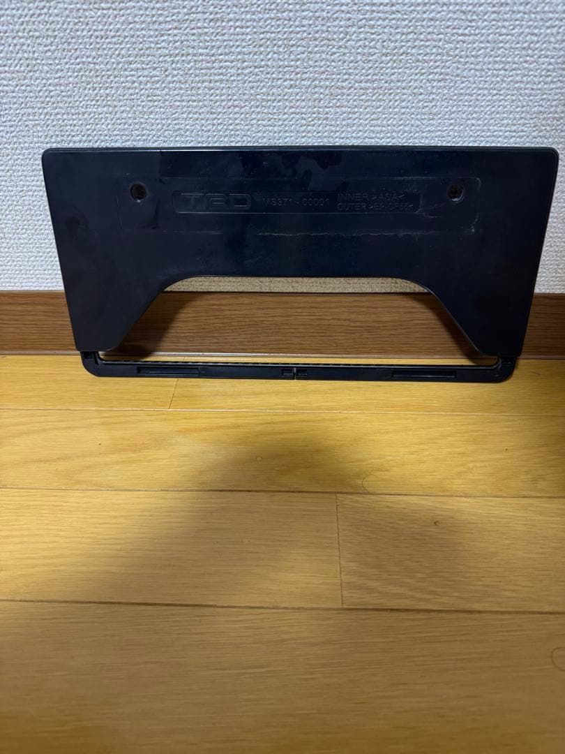 ＴＲＤ　ＧＲカーボンナンバーフレーム　フロントのみ