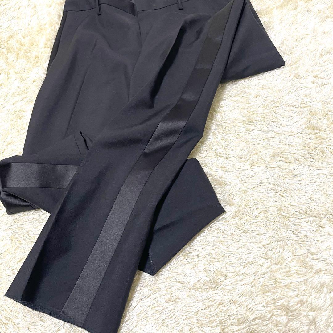 Burberry バーバリー　【美品】スラックス　ドレスアップ　ブラック　羊毛