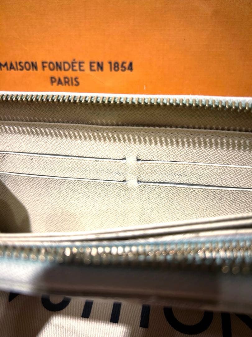 ルイヴィトン　長財布　ダミエ　アズール　ジッピーウォレット