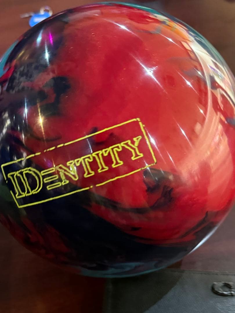 ボウリングボール BELMO STORM IDENTITY アイデンティティ