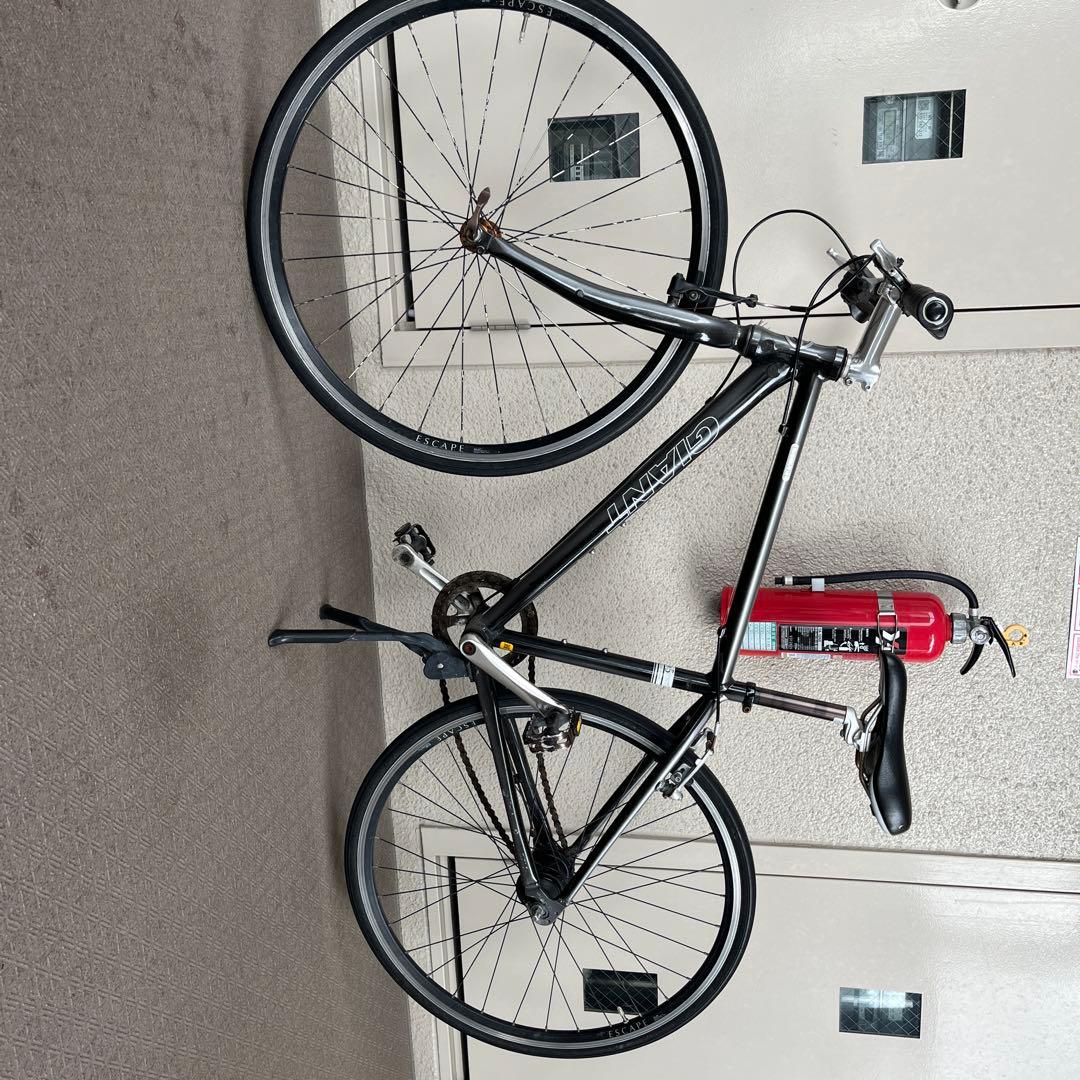 引き取り限定　大阪市内　ジャイアントescape Ｒi5 ブラック　XSサイズ