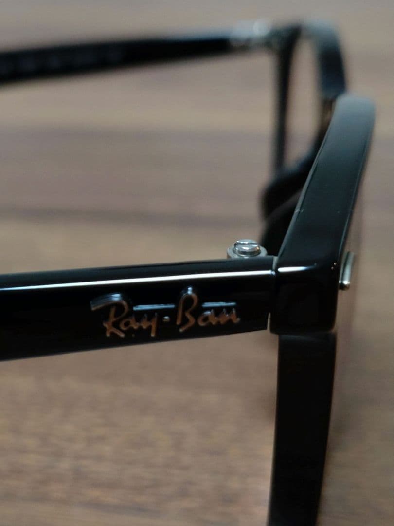 RayBan人気モデル　■RB 7159F 2000 ■　色が変わる調光レンズ