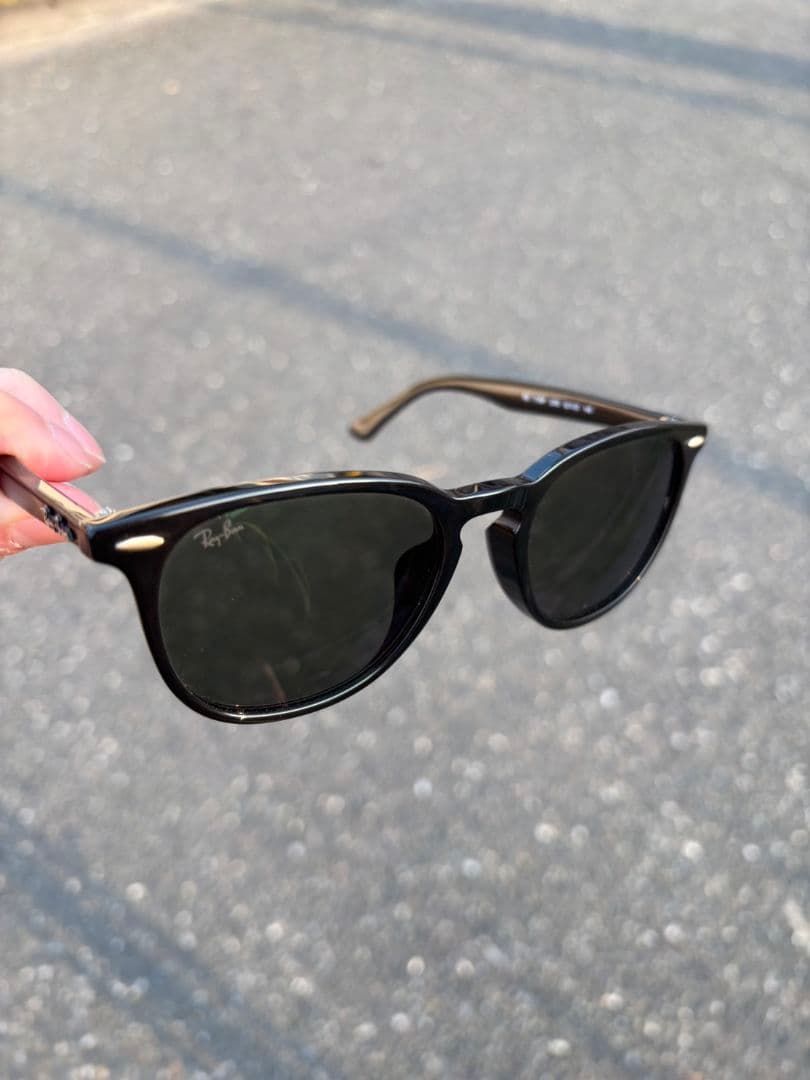 RayBan人気モデル　■RB 7159F 2000 ■　色が変わる調光レンズ