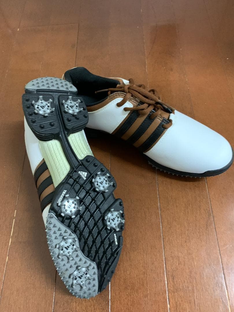【新品・未使用 】ケース付きaddidas アディダスゴルフシューズ25.5cm