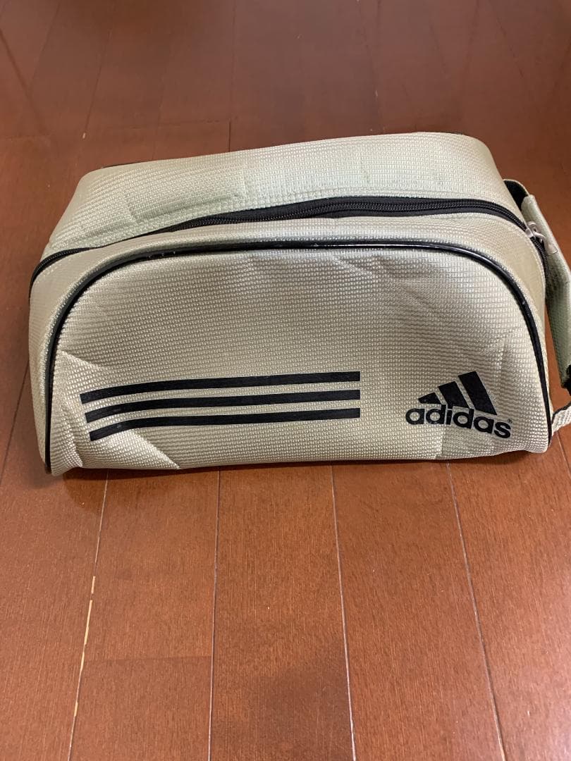 【新品・未使用 】ケース付きaddidas アディダスゴルフシューズ25.5cm