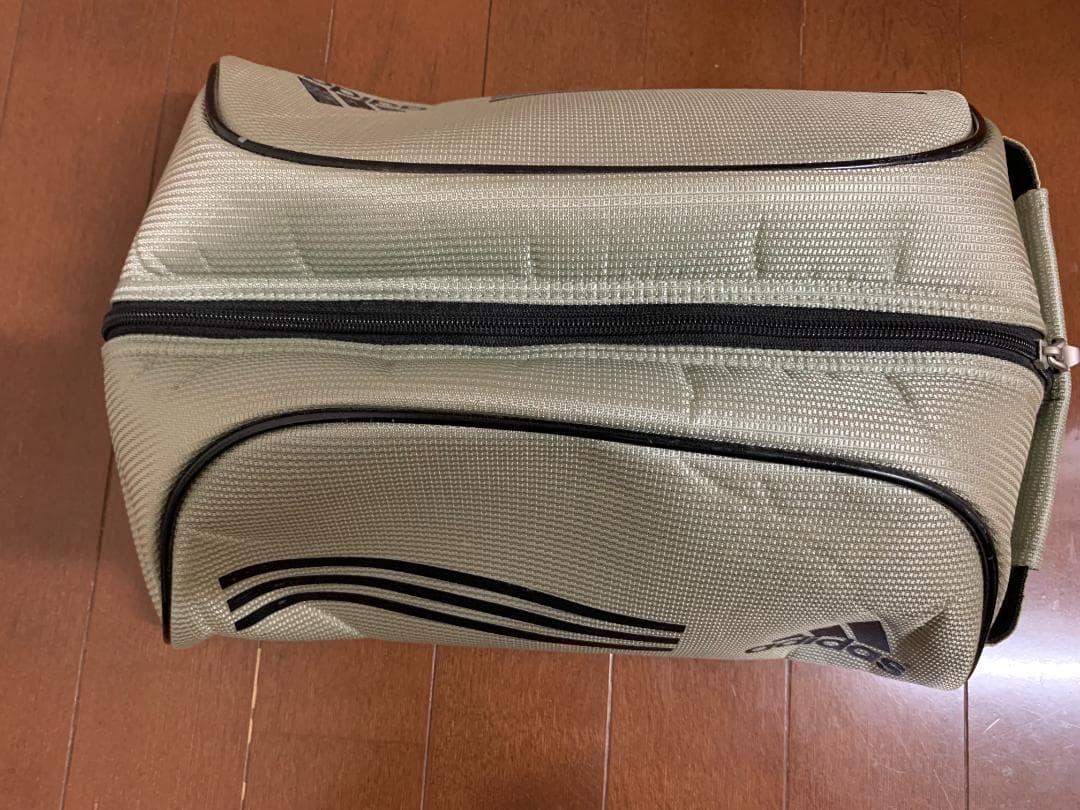 【新品・未使用 】ケース付きaddidas アディダスゴルフシューズ25.5cm