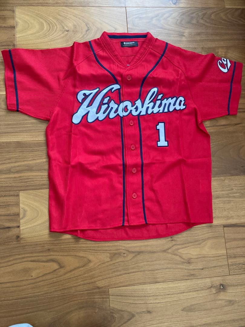 広島東洋カープ 前田智徳選手 引退記念ユニフォーム（ビジター）Sサイズ