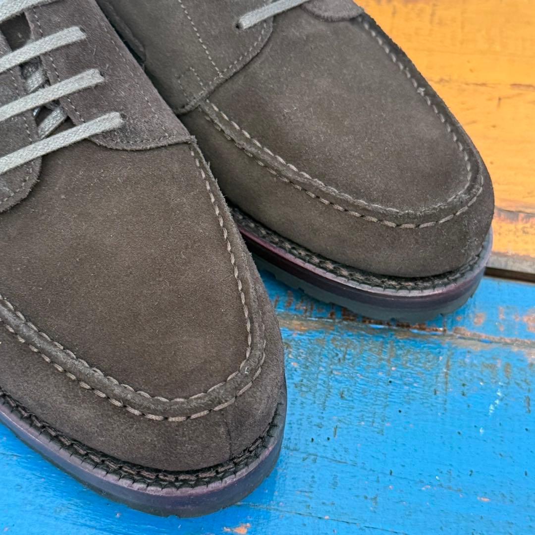 1度使用の極美品【Jalan Sriwijaya】4アイレット　スエードモカシン
