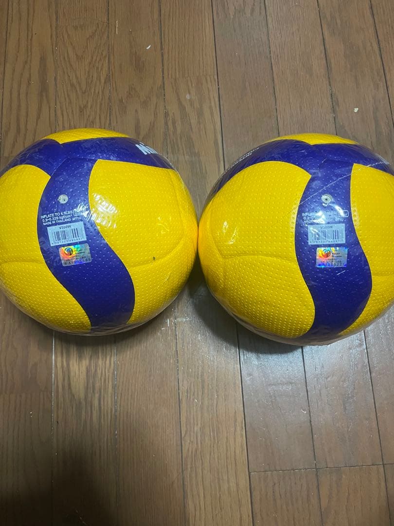 mikasa バレーボールV300W 国際公認球 検定球5号(未使用)2個セット