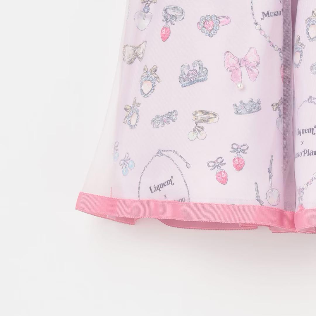 う*る様 メゾピアノ新品新作タグ付き【リキュエム】柄　ドッキングワンピース130