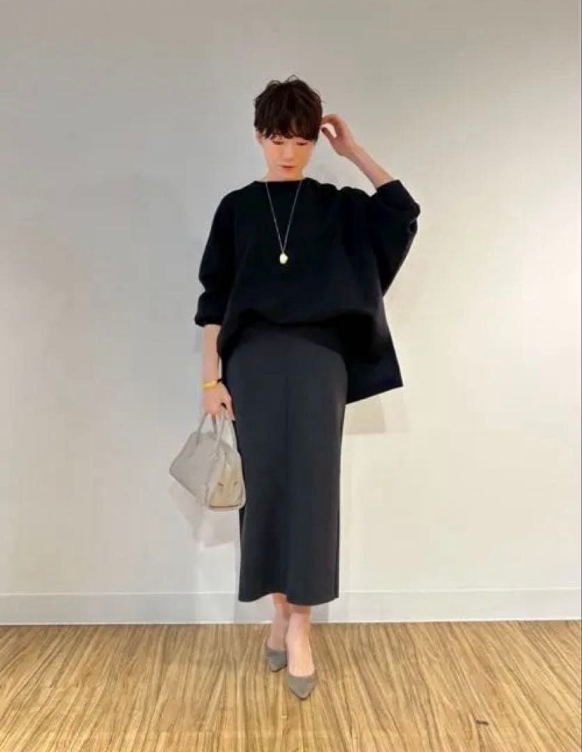 chiebooさま　★美品★Whim Gazette ダンボールプルオーバー