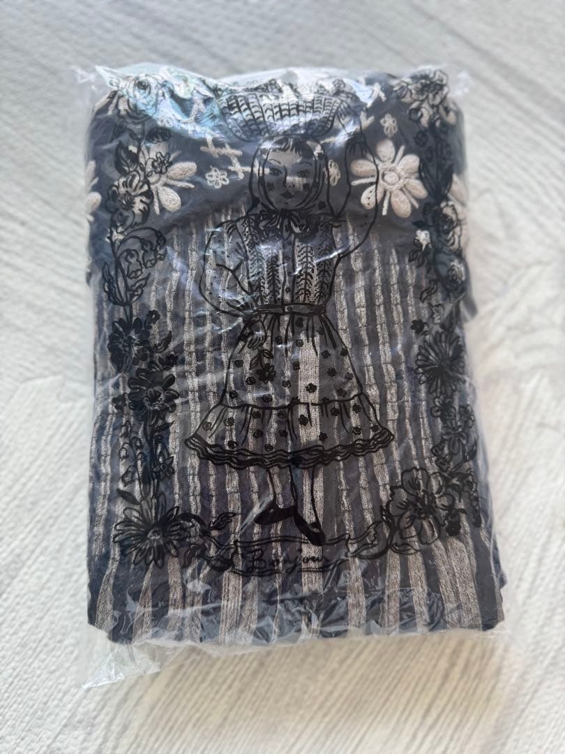 Bonjour diary ワンピース 4y