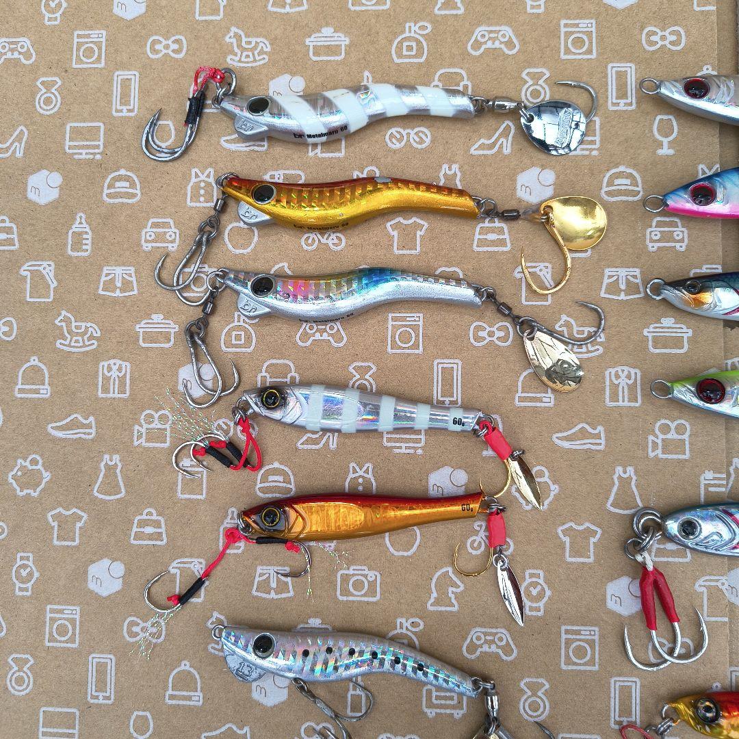 メタルジグ 釣り用ルアーセット 約33個プラスジグケース2個