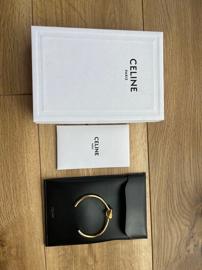 CELINE ゴールドバングル　sサイズ