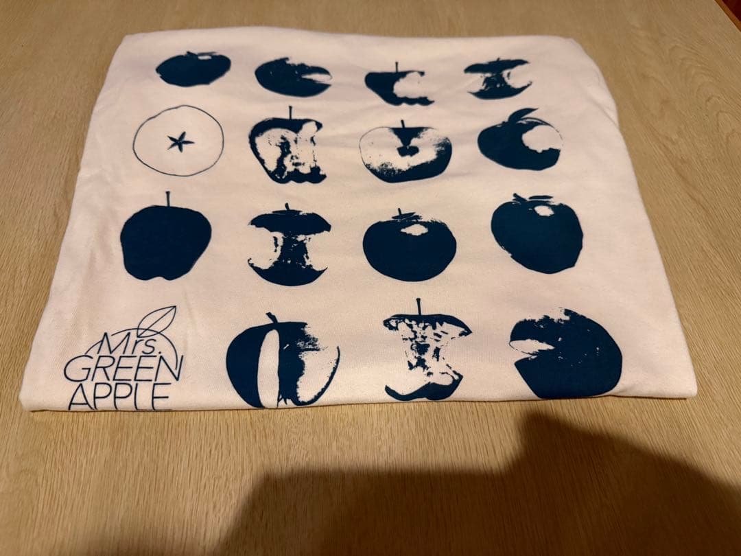 Mrs. GREEN APPLE 5周年記念ボックスとTシャツ