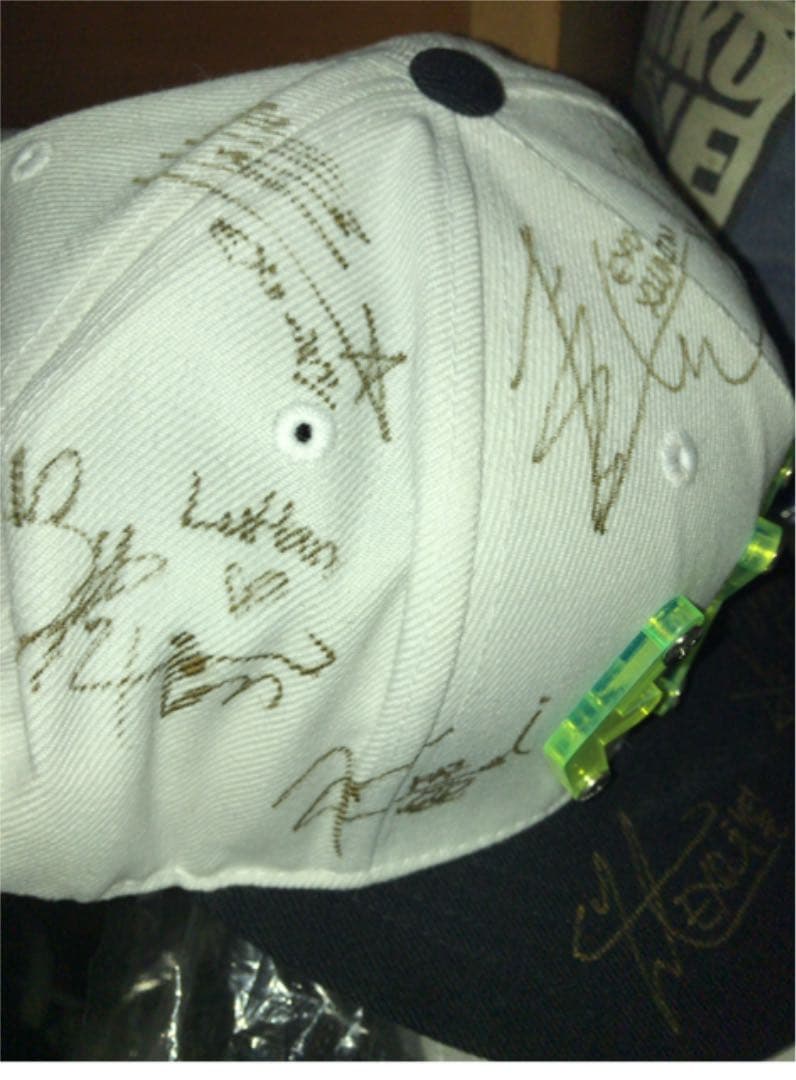 EXO サイン　直筆　公式キャップ　帽子　グッズ