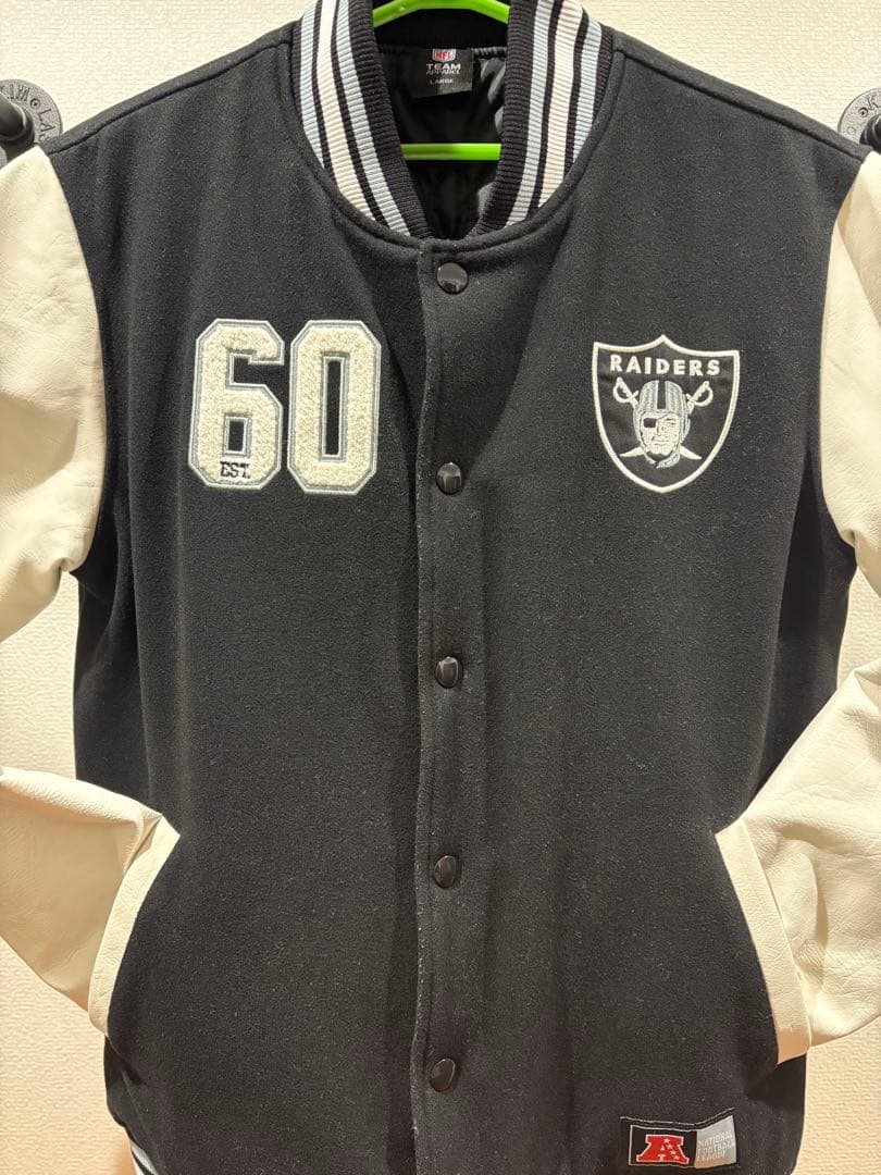 RAIDERS スタジャン ブラック/ホワイト