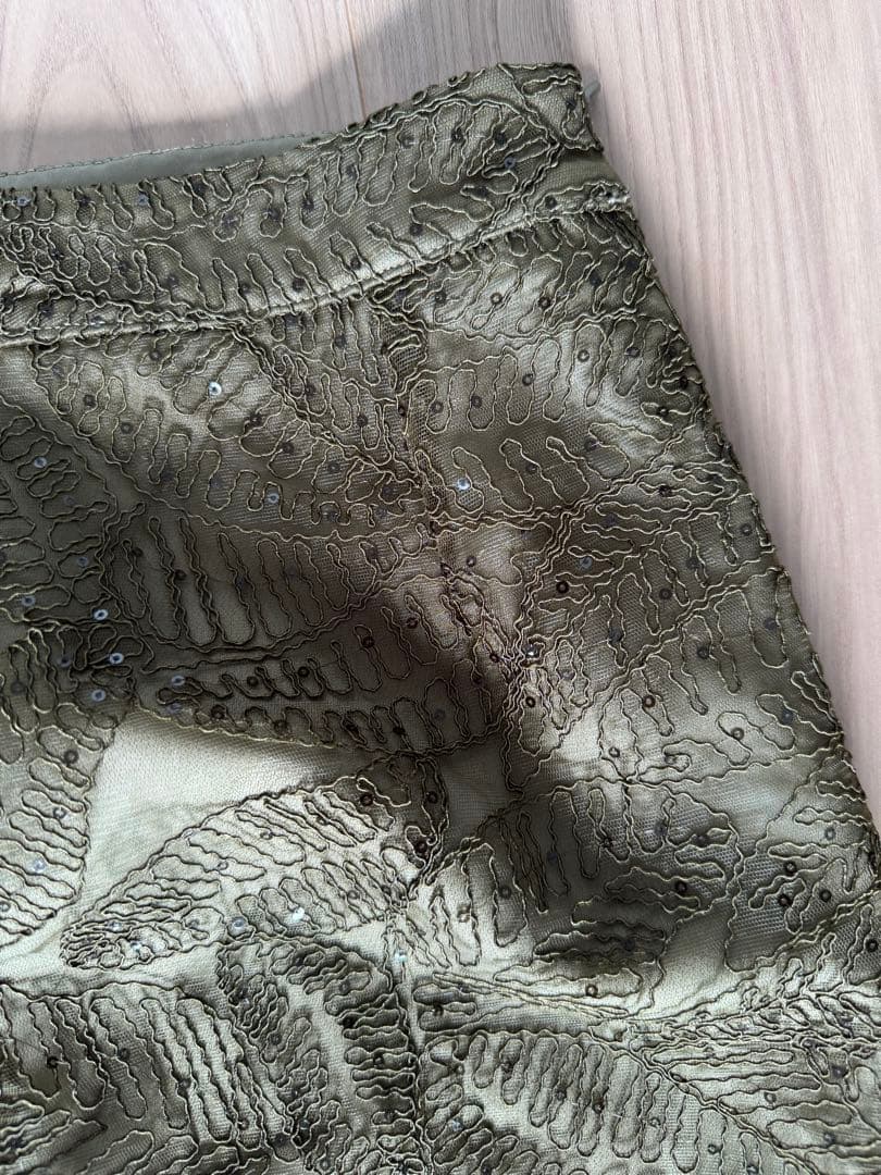 【Leja】スパンコール刺繍ビジューボタンフレアスリーブセットアップドレス