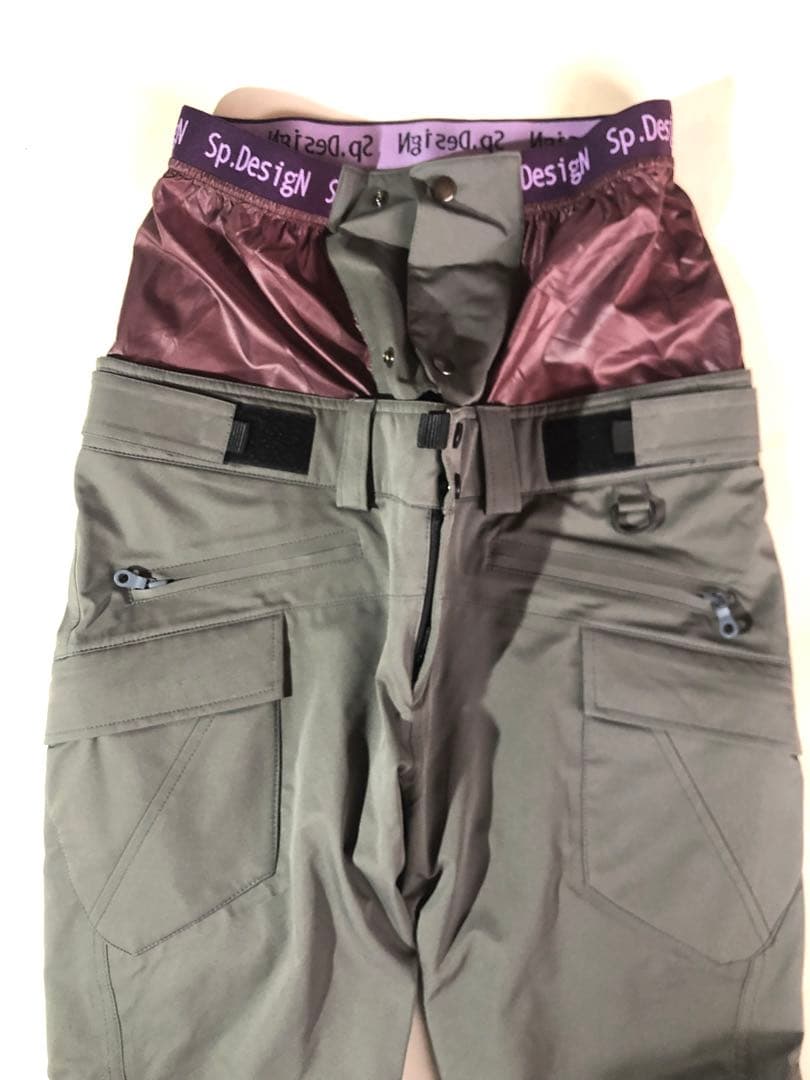 最終セ–ル価格未使用ウィメンズ　スノボーウェア上下セット