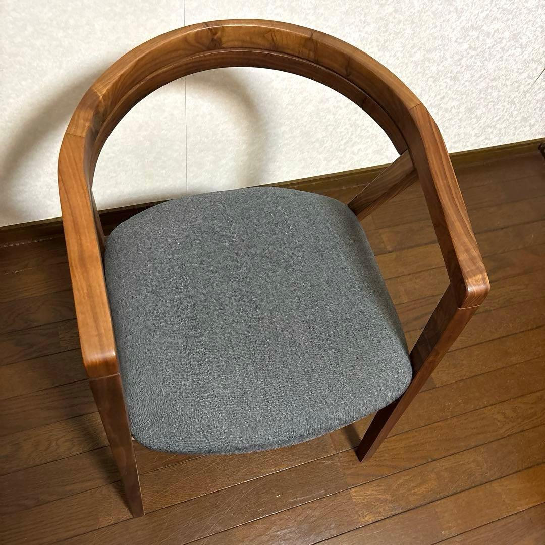 【美品】ダイニングチェア 肘付き ウォールナット ②