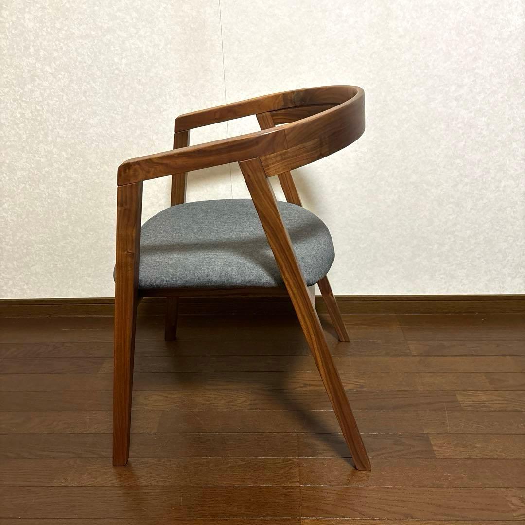 【美品】ダイニングチェア 肘付き ウォールナット ②