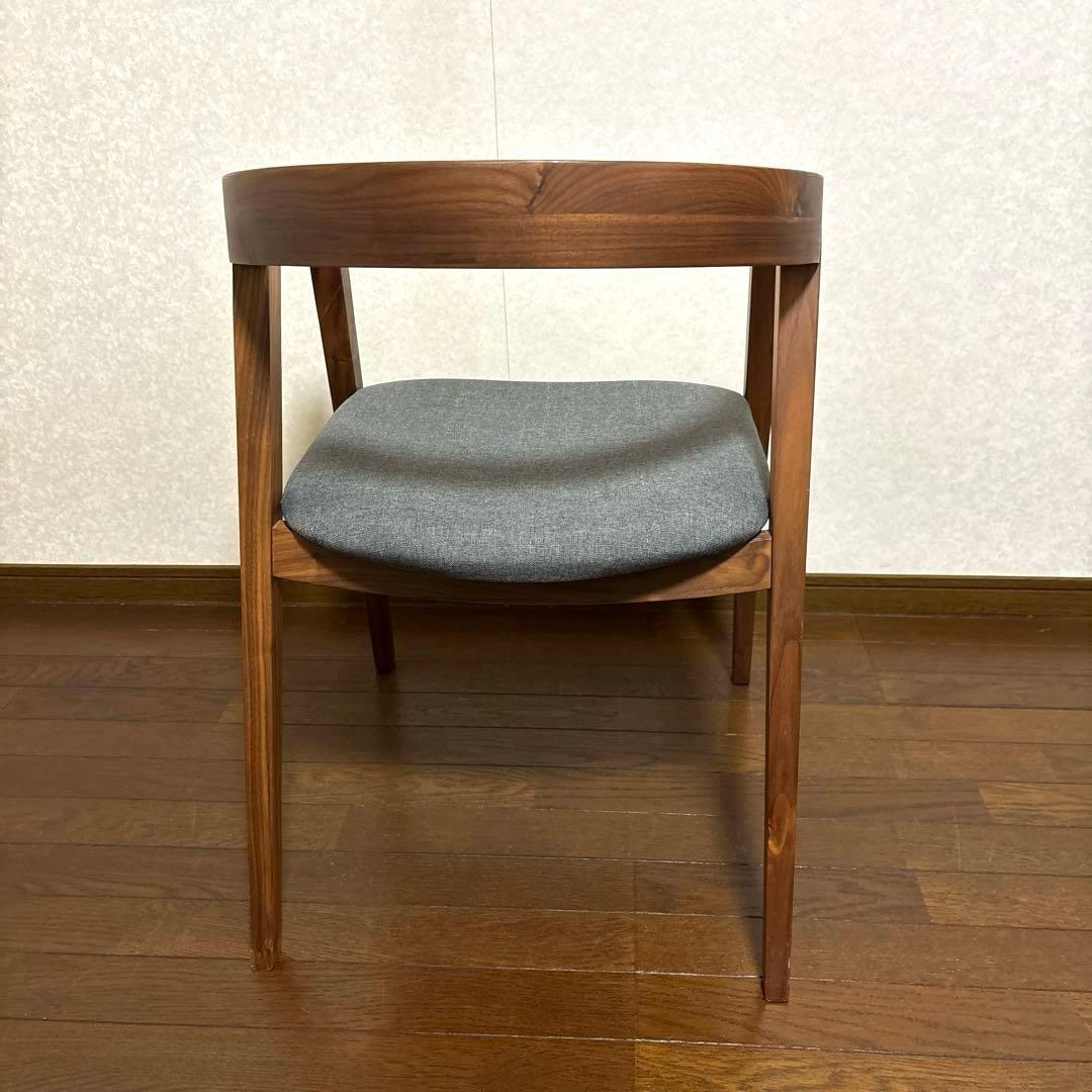【美品】ダイニングチェア 肘付き ウォールナット ②