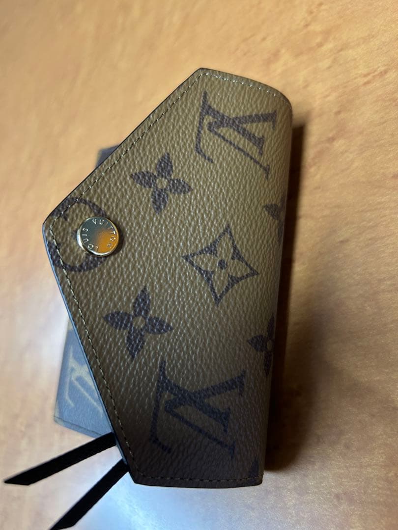 LOUIS VUITTON ポルトフォイユ ヴィクトリーヌ M81557 新品