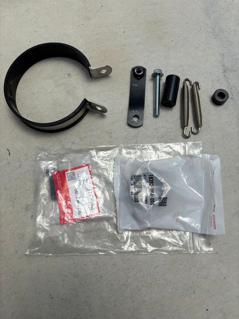 ホーネット250　マフラー