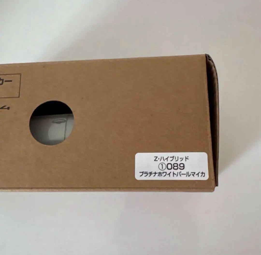 トヨタ 新型RAV4 ミニカー カラーサンプル プラチナホワイトパール【非売品】